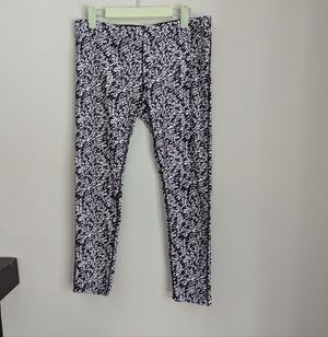 Nike Dri Fit Womens Small Pronto Essential Crop Running Leggings Black White 196